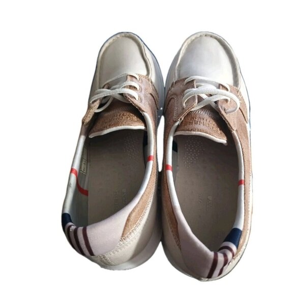 SKECHERS On-the-Go Gen 5 Tan Brown Boat Deck Shoes 136070 Size 9 M - Picture 8 of 8